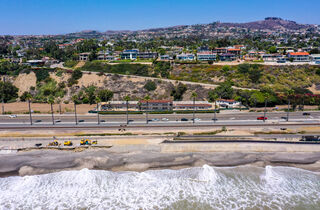 Beachfront Historic Inn